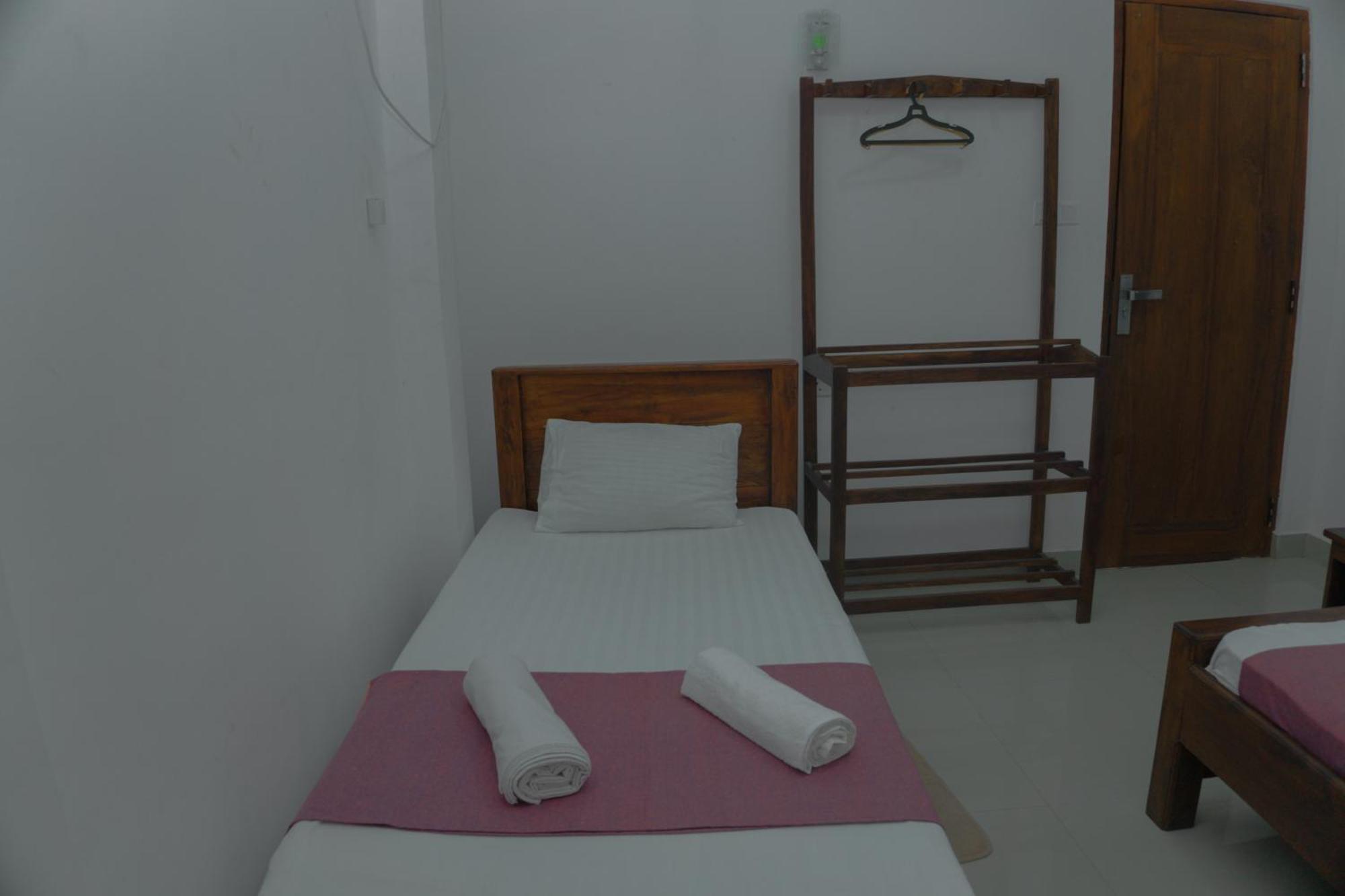 Wilpattu Restaurant & Guest House Pahala Maragahawewa Exterior photo